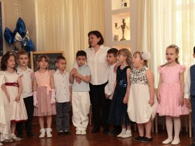 Выпускной утренник «Сказочные мечты»